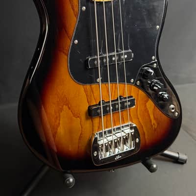 G&L Tribute JB 4-String Bass Guitar 3-Tone Sunburst Finish image 3