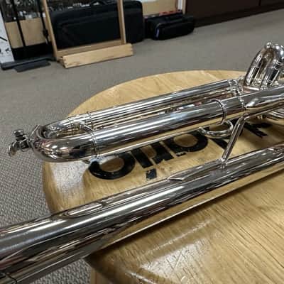 Allora ATR-580 Chicago Series Professional Silver Plated Bb Trumpet w/ Case image 9