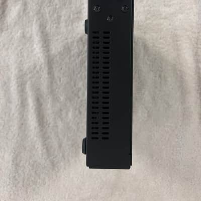 Universal Audio UAD-2 Satellite OCTO Core Thunderbolt 2 DSP Accelerator - Black image 6