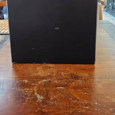 Genelec 1031A 8" Powered Nearfield Studio Monitor (Single) Black image 6