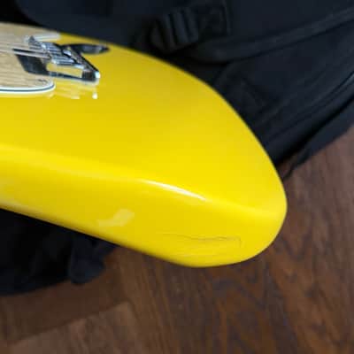 Fender Tom Delonge Stratocaster 2002 Graffiti Yellow image 5
