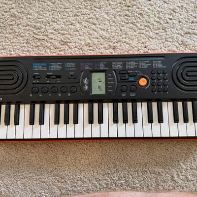 Casio SA-76 44-Key Portable Mini Keyboard 2010s - Black image 1