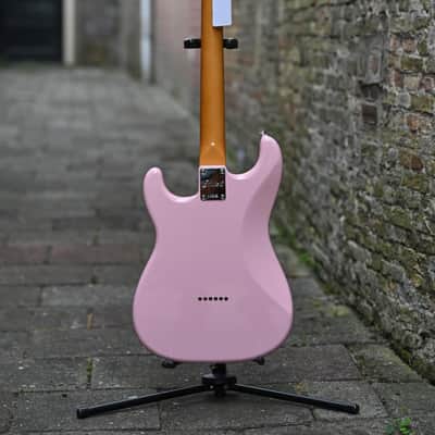 Squier Classic Vibe™ '50s Stratocaster® HT - Shell Pink image 8