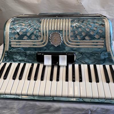 Enrico Roselli Piano Accordion, with case, excellent, Free shipping. image 1