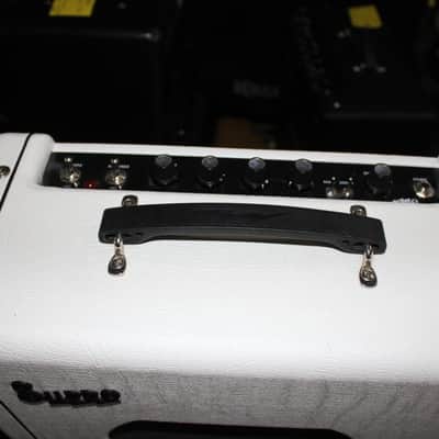Supro 1821R Delta King 10/ 5 watt Combo image 4