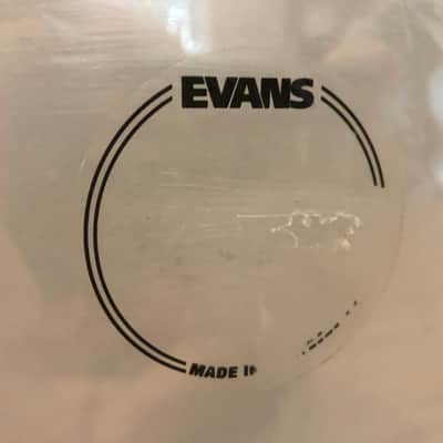 (2) 22” Bass Drum Heads, Evans EMAD2 Batter, DW Logo by Remo Black Resonant 5” Port Hole image 4