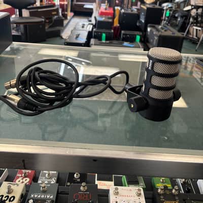 RODE PodMic Cardioid Dynamic Podcasting Microphone 2019 - Present - Black image 5