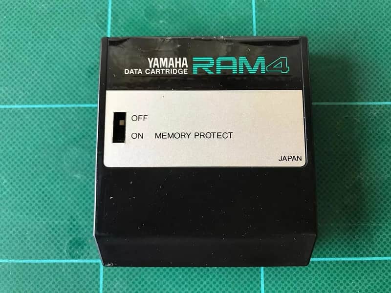YAMAHA Data Memory Cartridge RAM4 for DX7 ii FD/D/S TX802 RX 5/7 New battery image 1