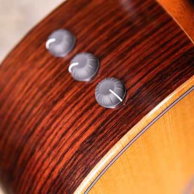 Taylor 414ce Studio Grand Auditorium Acoustic/Electric Guitar - Natural with Gig Bag image 9