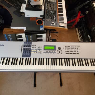 CERTIFIED!!! YAMAHA MOTIF ES8 FULLY INSPECTED/SERVICED AND IN AMAZING CONDITION! image 6
