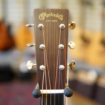 Martin 00-28 Standard Series Spruce/East Indian Rosewood Acoustic Guitar w/Molded Hard Case image 7