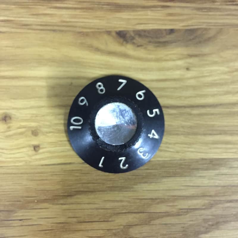 Vintage Fender Silverface Amp Knob image 1