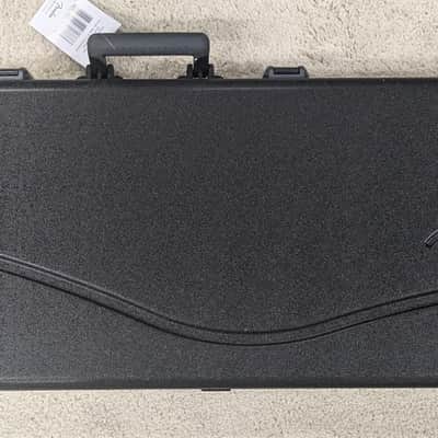 Mint Fender American Ultra II Precision Bass®, Maple Fingerboard, Ultraburst +HS Case image 8