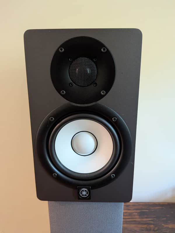 Yamaha HS5 5" Powered Studio Monitor (Single)