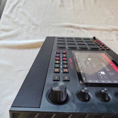 Akai MPC Live II Standalone Sampler / Sequencer 2020 - Present - Black image 5