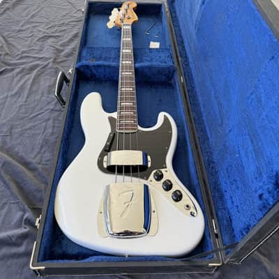 Fender Jazz Bass 1978 - Olympic White Refinish