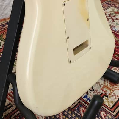 VINTAGE MIJ! Fender ST-557 Stratocaster Vintage White w/ Original One Piece Curly Maple Neck 1985-1987 Japan image 8