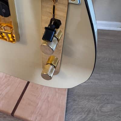 Fender MIJ Traditional '60s Daybreak Telecaster w/ Coffin Case image 2