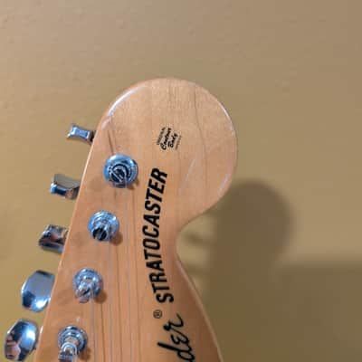 Fender Classic Series '70s Stratocaster with Rosewood Fretboard 2002 - Black w Seymour Duncan gig bag & locking strap image 25