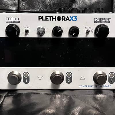 TC Electronic Plethora X3 TonePrint Multi-Effects Pedalboard 2022 - Present - White image 1
