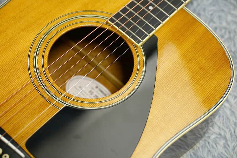 ギター YAMAHA FG250M ヤマハ FG ベージュ・ラベル （YAMAHA FG-250M）