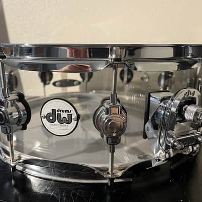 DW Design Series Acrylic 5.5x14" Snare Drum 2015 - Present - Clear Acrylic image 2