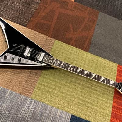 Jackson JS Series Rhoads RRV Black with White Bevels 6 String Thru image 24