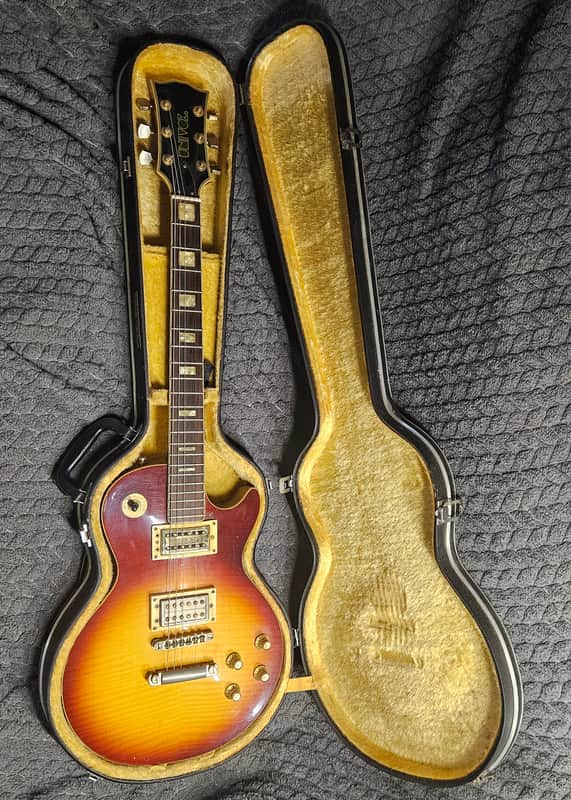 Univox Les Paul Lawsuit Era 1970s Gimme with original hardshell case image 1