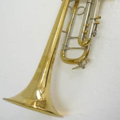 Trompeta Bach Stradivarius 37 Corporation en muy buen estado image 7