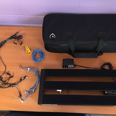 Pedal board starter kit: Pedaltrain Metro 20, MXR DC Brick, and Lava Cable Kit image 1