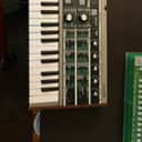 Korg MicroKORG 37-Key Synthesizer/Vocoder 2002 - 2019 - Silver