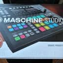 Native Instruments Maschine Studio 2010s - Black
