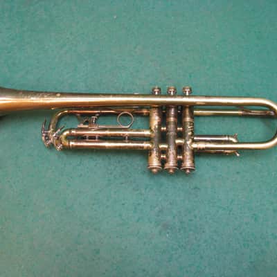 King Liberty Trumpet Bb/A 1945 - Reconditioned - Original Case & King M18 MP image 9