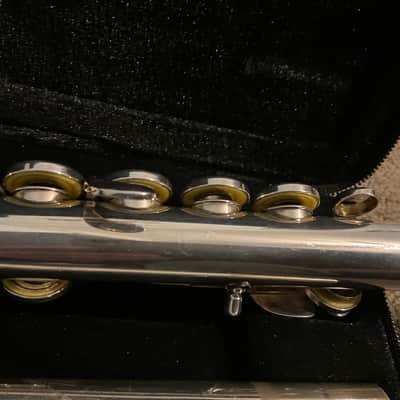 Armstrong Open Hole Flute, New Pads, New Case image 6