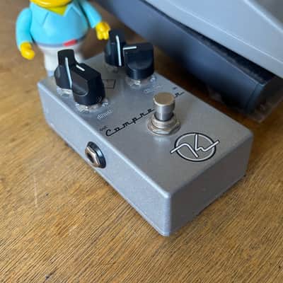 Silver Keeley KCOMP+ Compressor Plus Guitar Effects Pedal image 5