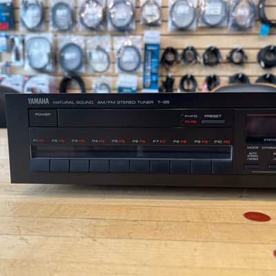 Yamaha T-85 AM/FM Stereo Tuner image 4