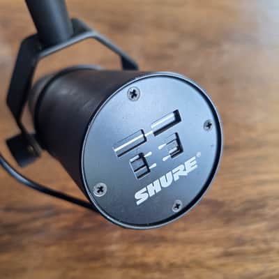 Shure SM7B Cardioid Dynamic Microphone image 4