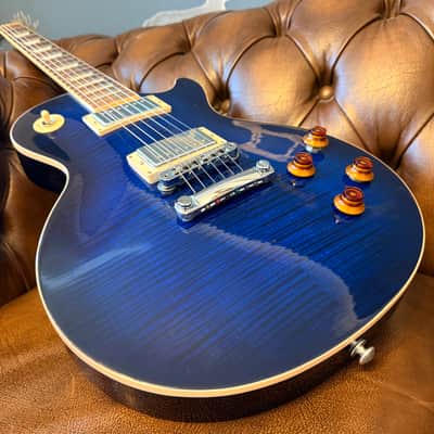 2018 Gibson Les Paul Standard – Cobalt Burst image 3