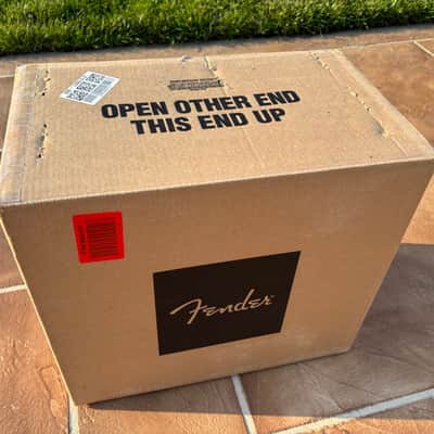 Fender '68 Custom Pro Vibro Champ Reverb 5-Watt 1x10" Guitar Combo 2021 - Present - Black image 8
