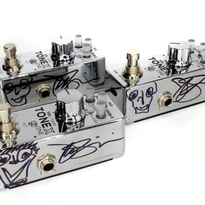 Autographed Joe Satriani IK Multimedia TONEX ONE 2025 - Chrome with signature image 7