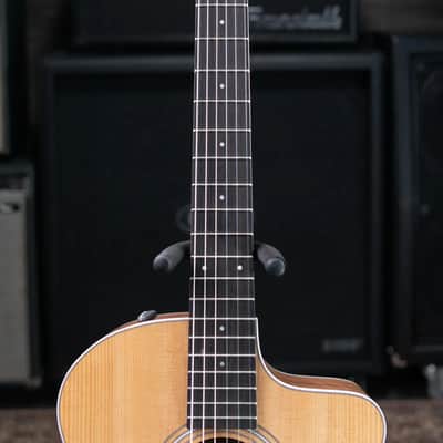 Taylor 214ce-N Nylon Grand Auditorium Acoustic/Electric Guitar with Gig Bag image 5