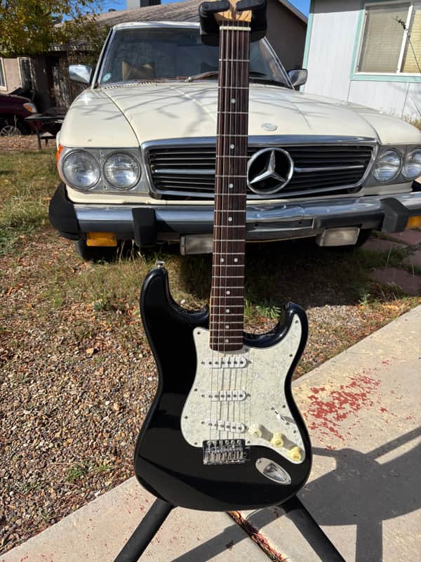 Squier Standard Stratocaster 2001 - 2018 | Reverb
