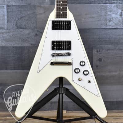 Gibson 70's Flying V - Classic White with Hard Shell Case image 16