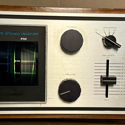 AKAI AA-8500 Solid State Stereo Receiver – Tested – Rare – Very Good image 1
