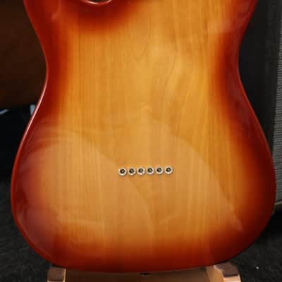 Fender Limited Edition Player Telecaster Sienna Sunburst (B-Stock) image 4