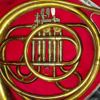Getzen Caravelle Single French Horn, USA, with case and mouthpiece, Dented image 21