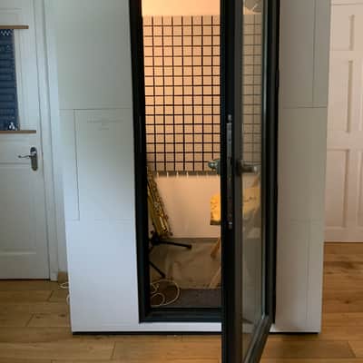 Studio Bricks accoustic sound proofed recording/practice booth Studio Bricks one 2021 White image 4