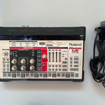 Roland MC-09 Phrase Lab Desktop Synthesizer Module 2002- 2004 - Black and Cream image 1