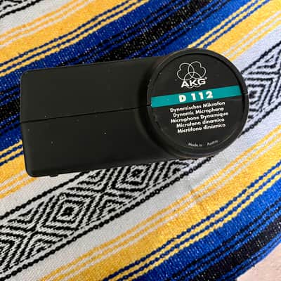 AKG D112 Large-Diaphragm Dynamic Kick Drum Microphone 2010s - Black image 6
