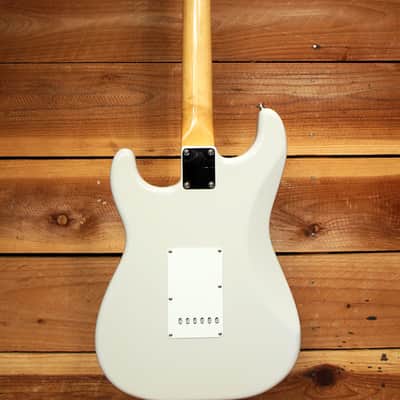 FENDER RARE LILAC! Classic Series 60s Stratocaster 2015 Ltd Ed Strat + Bag 71763 image 4